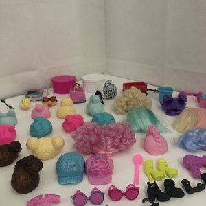 LOL Surprise Dolls Lot Of 18 Hair And Shoes